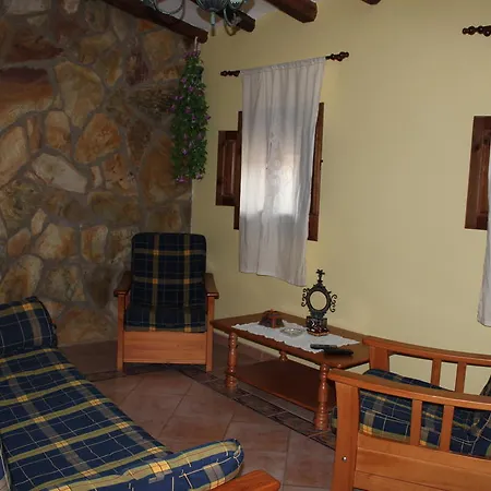 منزل ريفي Casa Rural Laura *